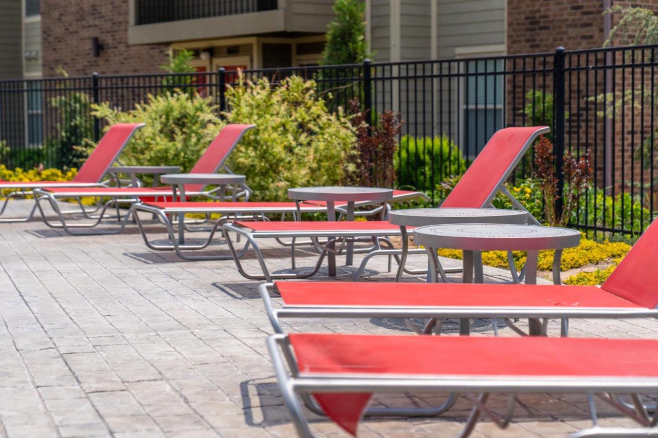 Ou Sooner, Pool & Gym, Bbq, Netflix, 100mb Internet, Lg Washer & Dryer, Close To Ou!