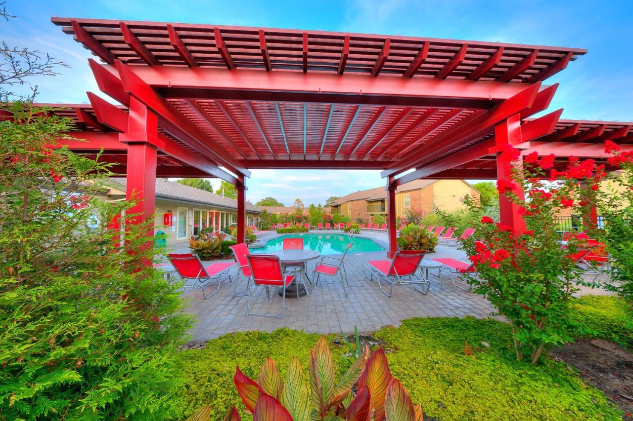 Ou Sooner, Pool & Gym, Bbq, Netflix, 100mb Internet, Lg Washer & Dryer, Close To Ou!