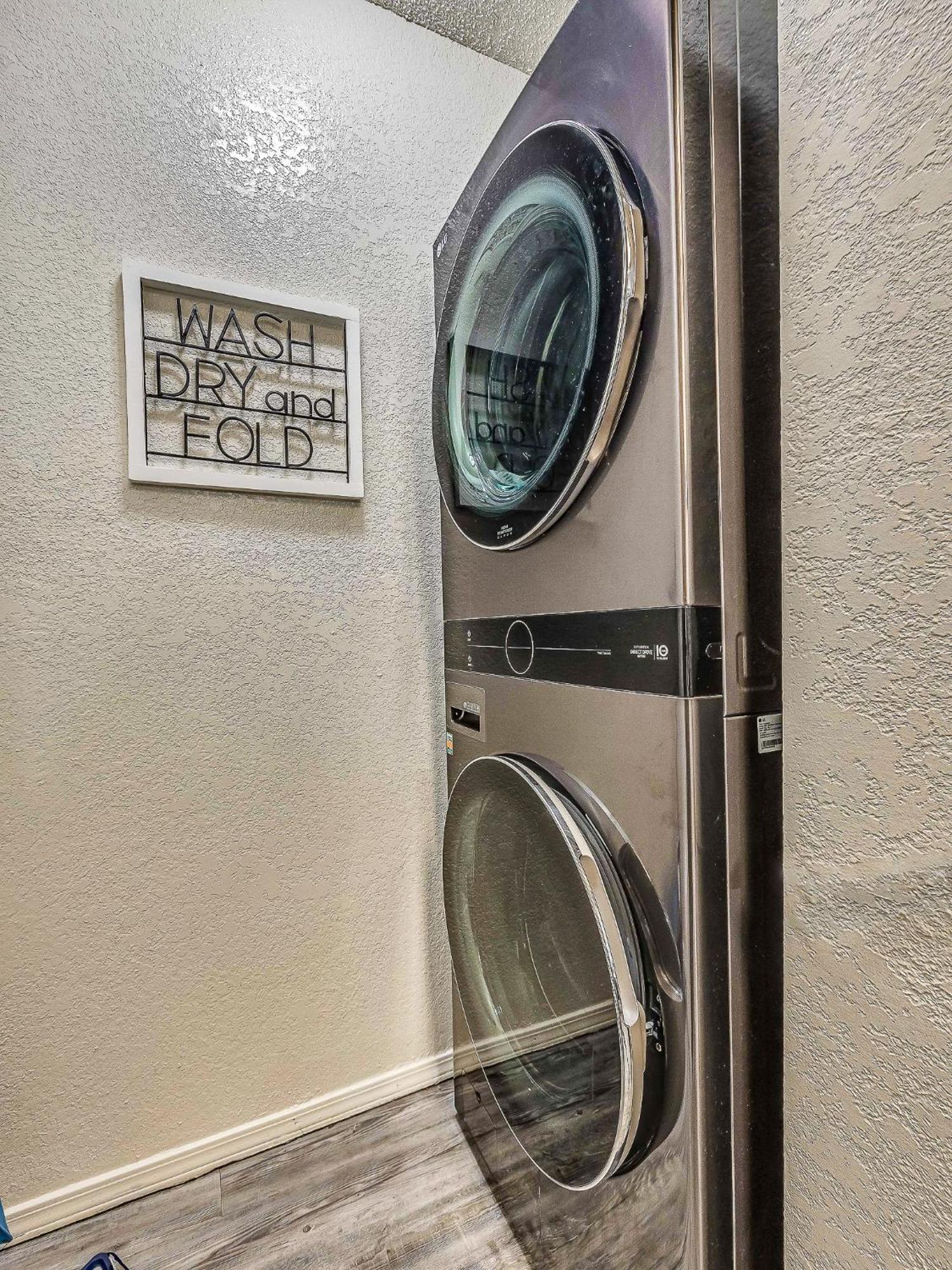Ou Sooner, Pool & Gym, Bbq, Netflix, 100mb Internet, Lg Washer & Dryer, Close To Ou!