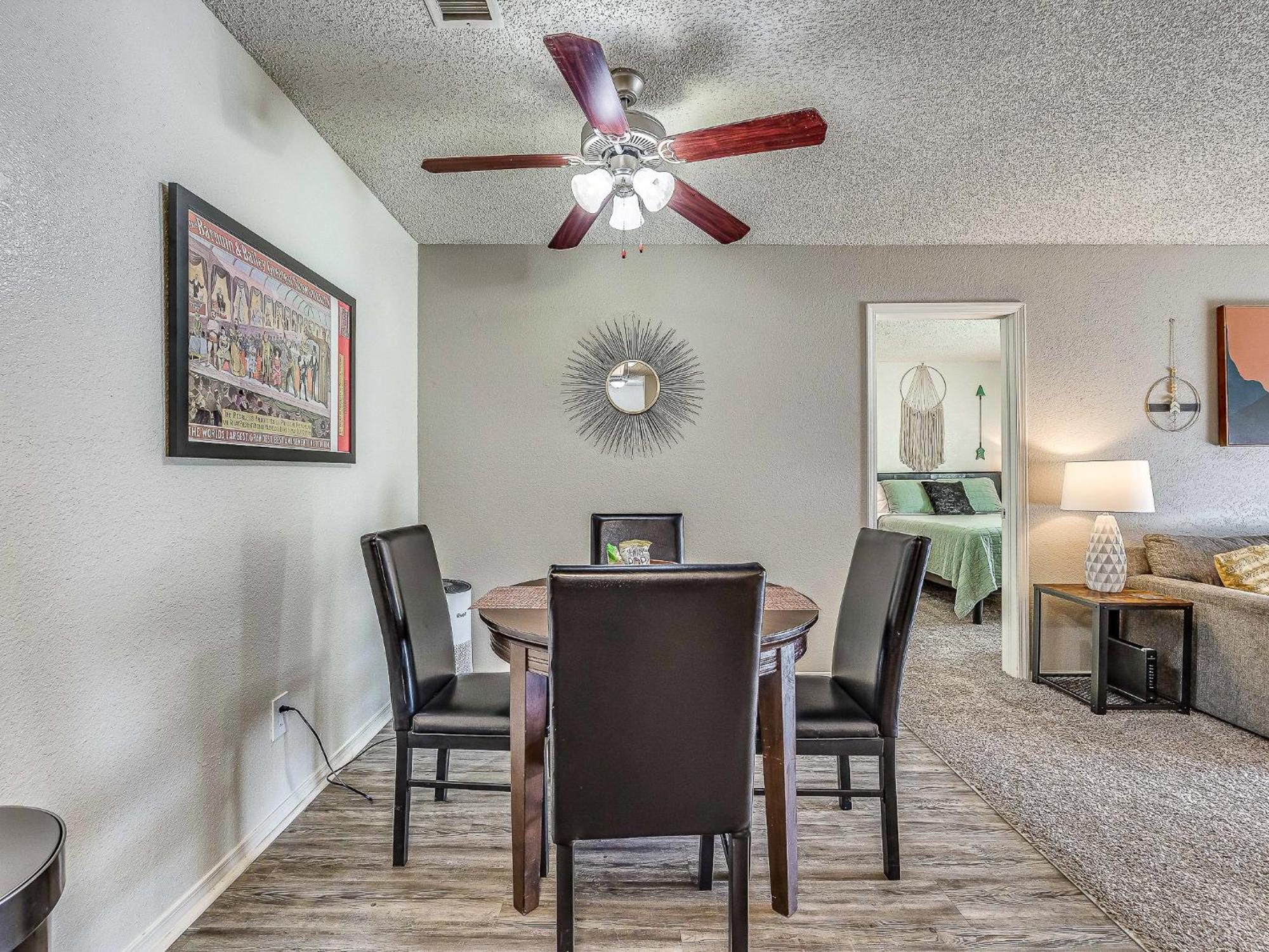 Appartement Ou Sooner, Pool & Gym, Bbq, Netflix, 100mb Internet, Lg Washer & Dryer, Close To Ou! Norman